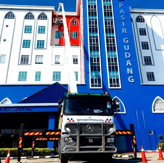 Bronto skylift being used for maintenance work at a hospital in Johor