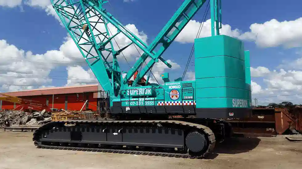 Kobelco 250-ton crawler crane rental on a construction site